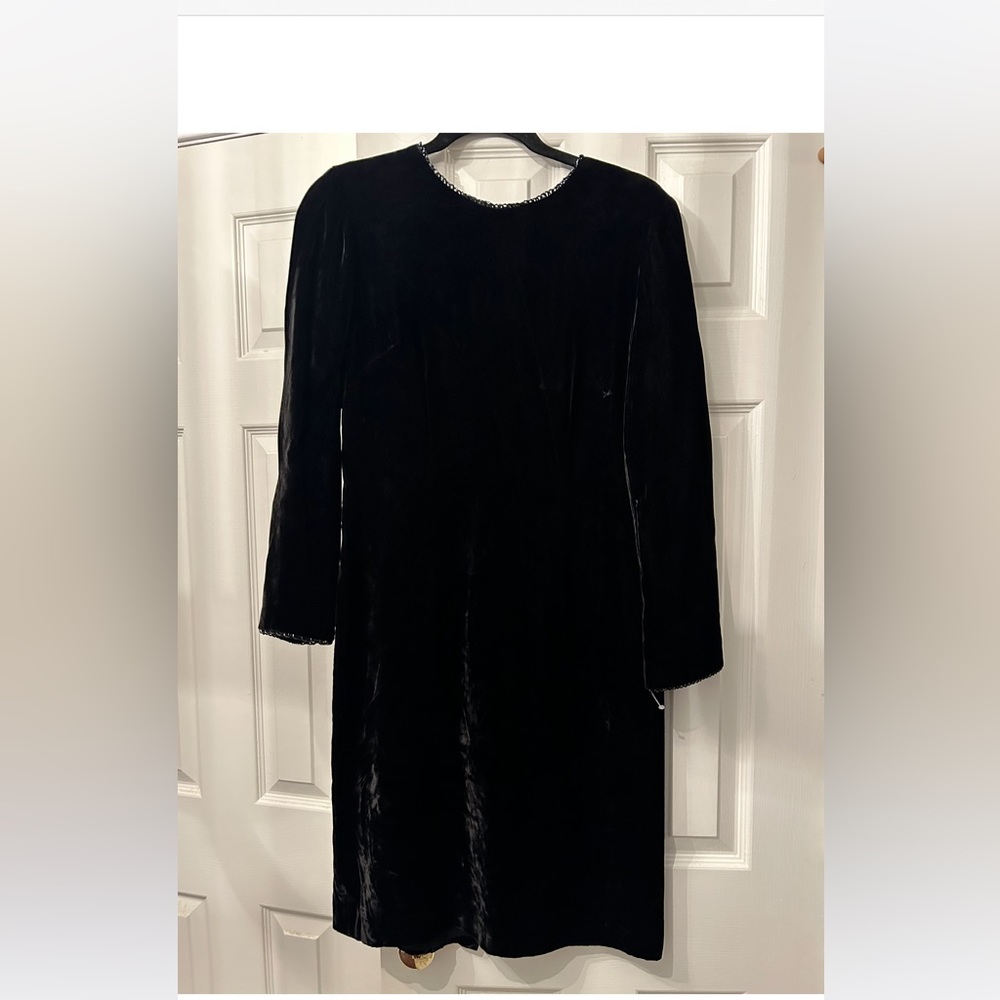 Brooks Brothers black velvet dress size 8.